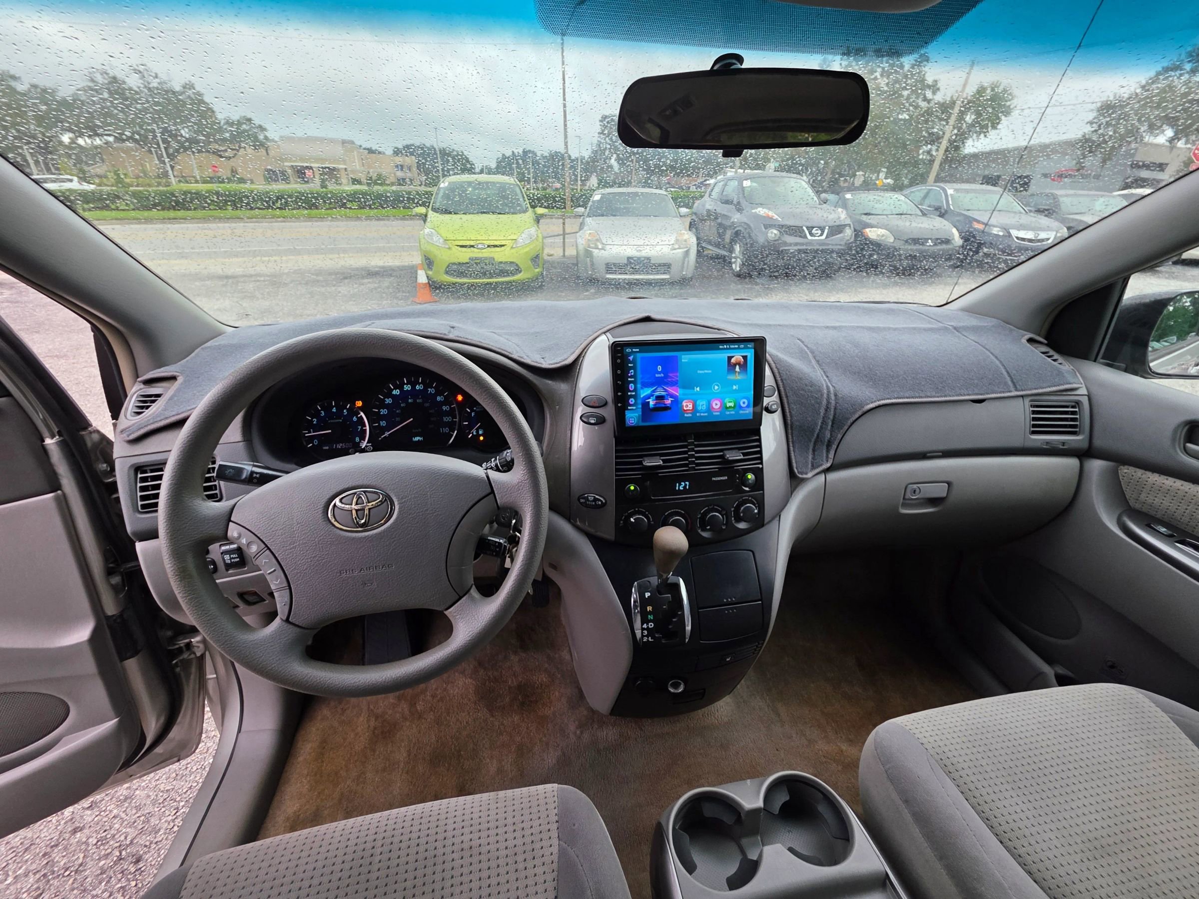 Used 2009 Toyota Sienna LE image 10