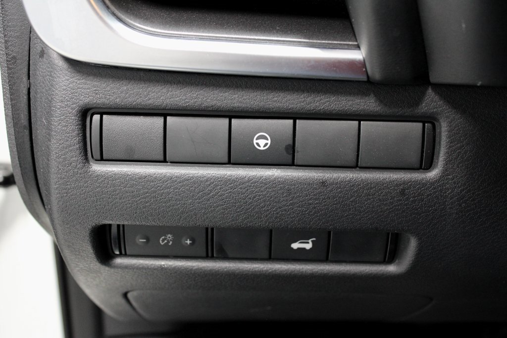 Certified 2021 Nissan Rogue SV w/ Premium Package image 31