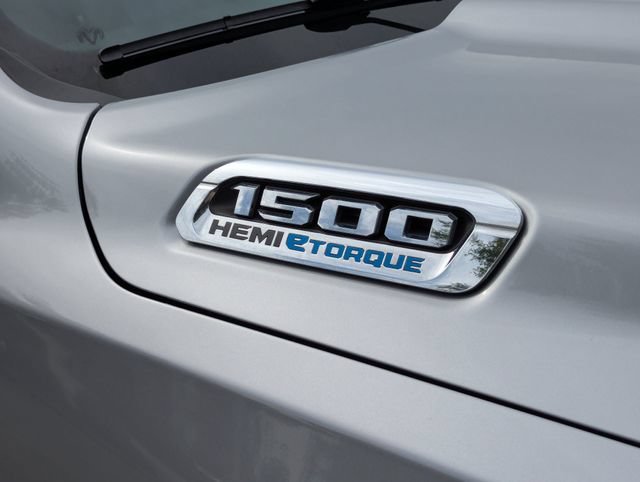 Certified 2024 RAM 1500 Laramie RWD image 43