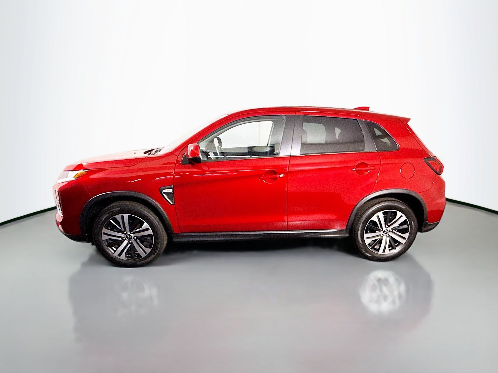 Used 2026 Mitsubishi Outlander Sport ES AWD/4WD image 6