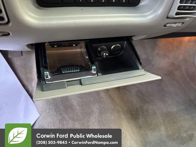 Used 1996 Oldsmobile 88 Royale LS image 21