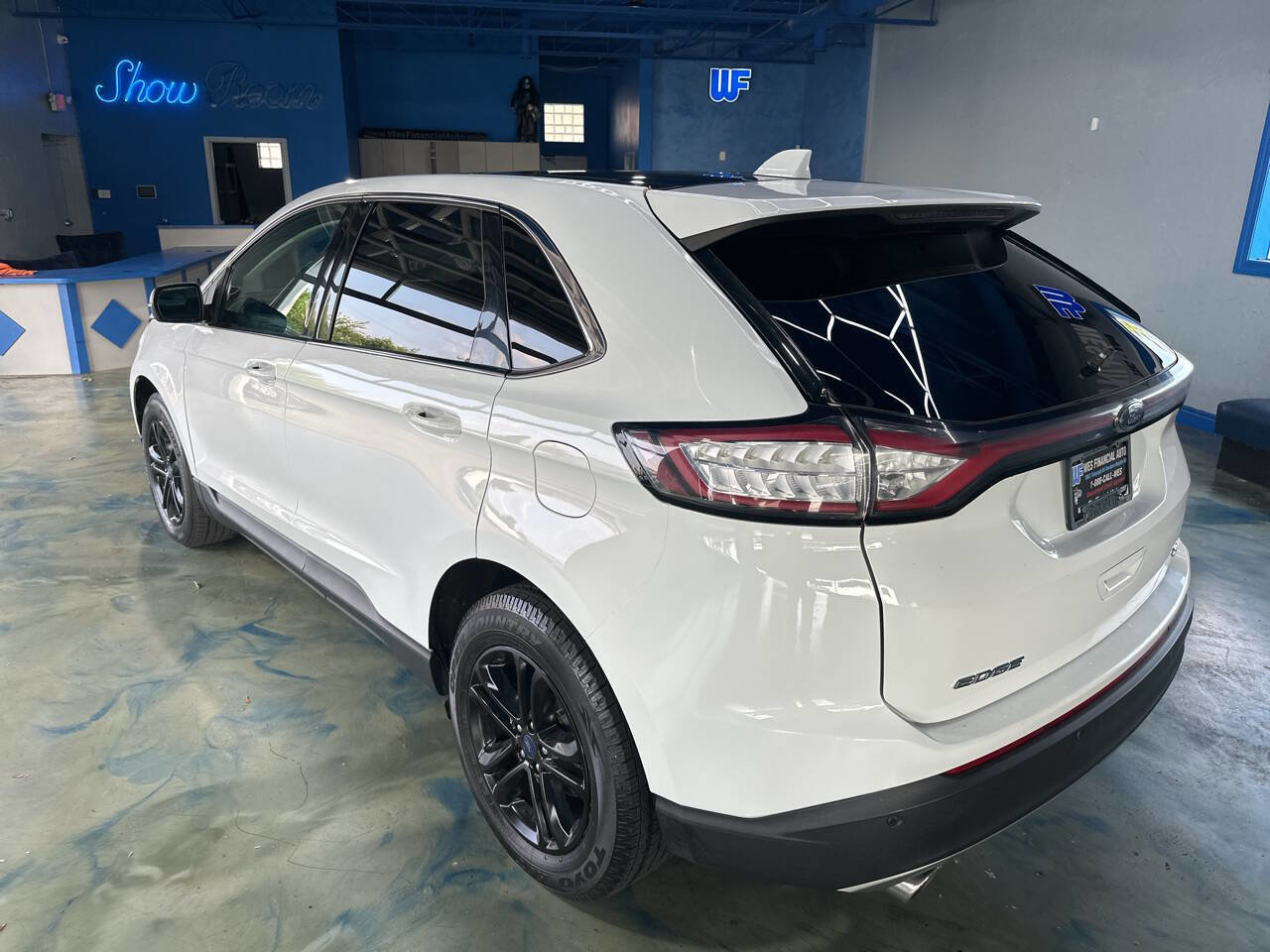 Used 2016 Ford Edge SEL w/ Canadian Touring Package AWD/4WD image 16