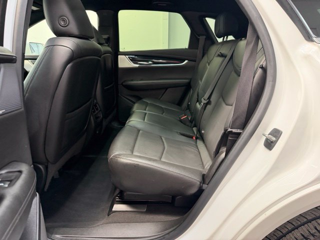 Used 2020 Cadillac XT5 Premium Luxury AWD/4WD image 29