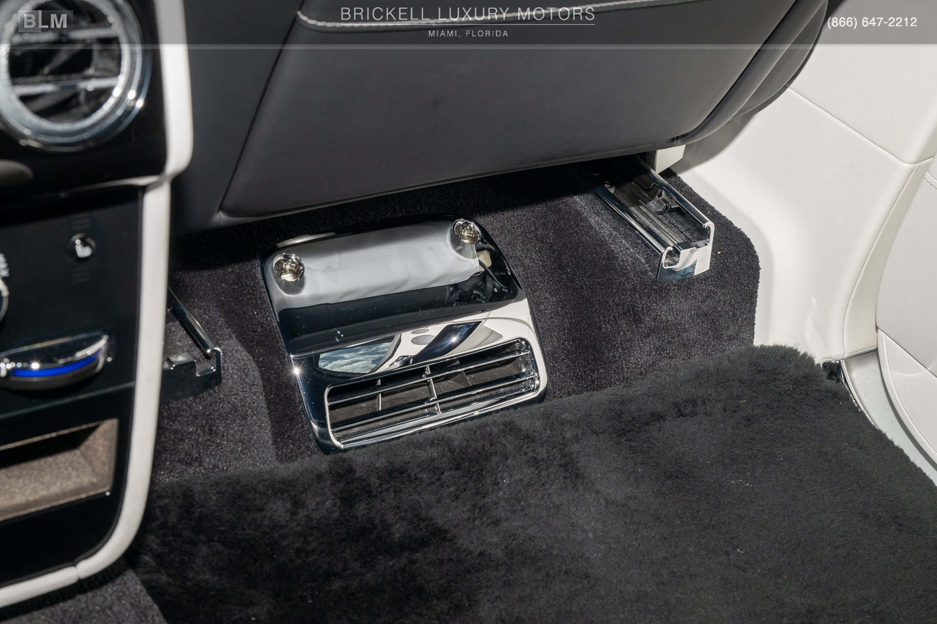 Used 2022 Rolls-Royce Cullinan AWD/4WD image 30