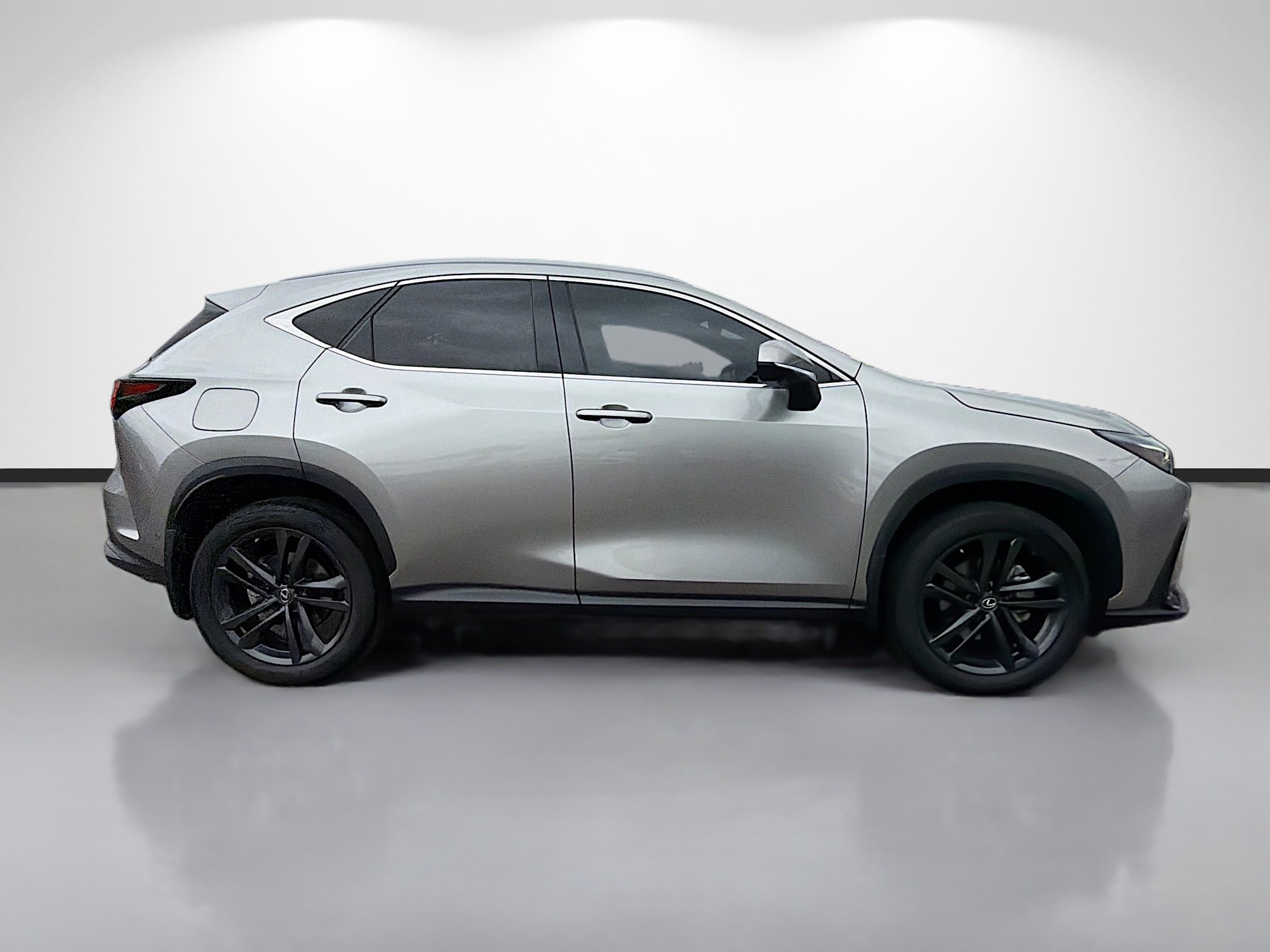 Used 2023 Lexus NX 450h+ AWD w/ Vision Package image 2