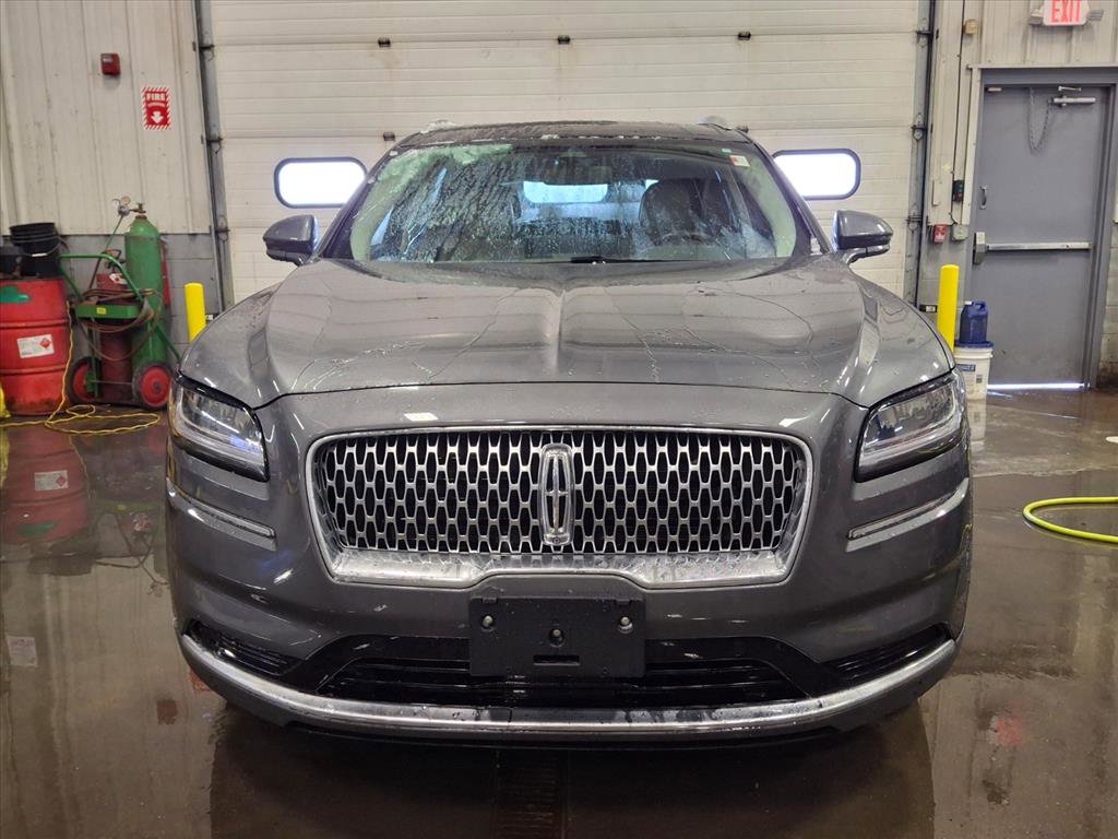 Used 2022 Lincoln Nautilus Reserve w/ Equipment Group 201A AWD/4WD image 2