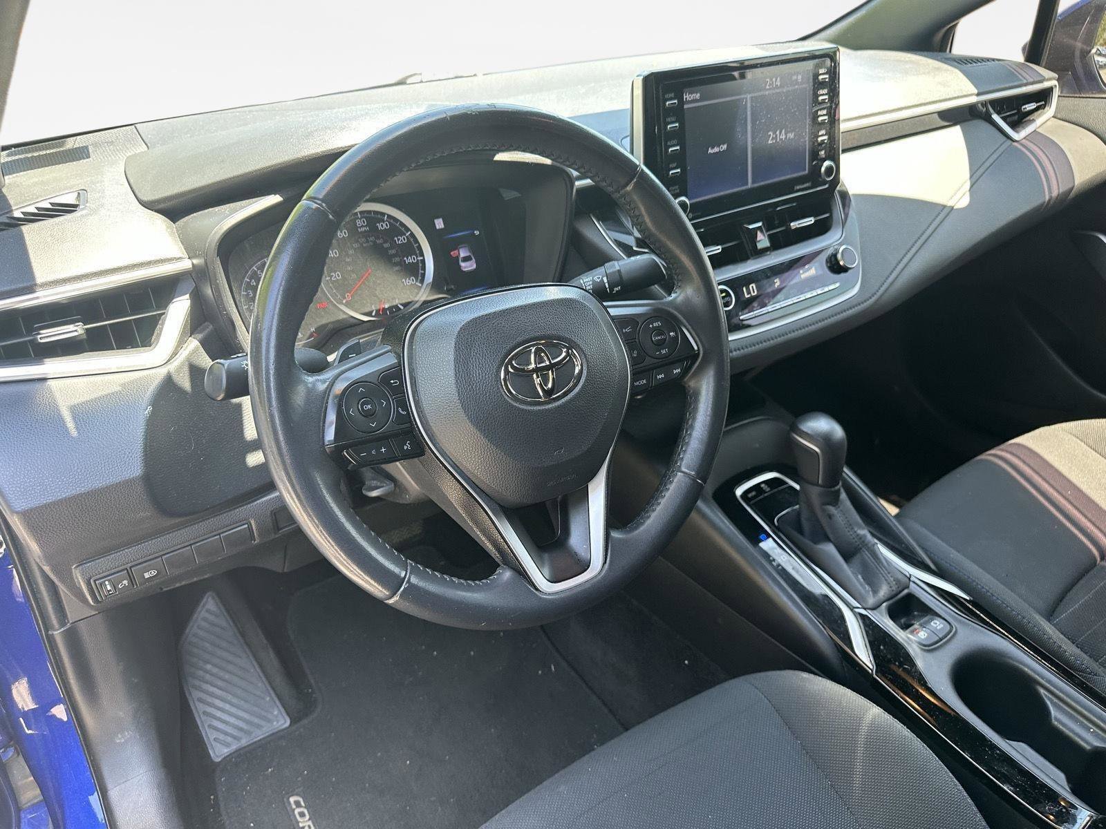 Used 2021 Toyota Corolla SE w/ Carpet Mat Package (TMS) FWD image 11