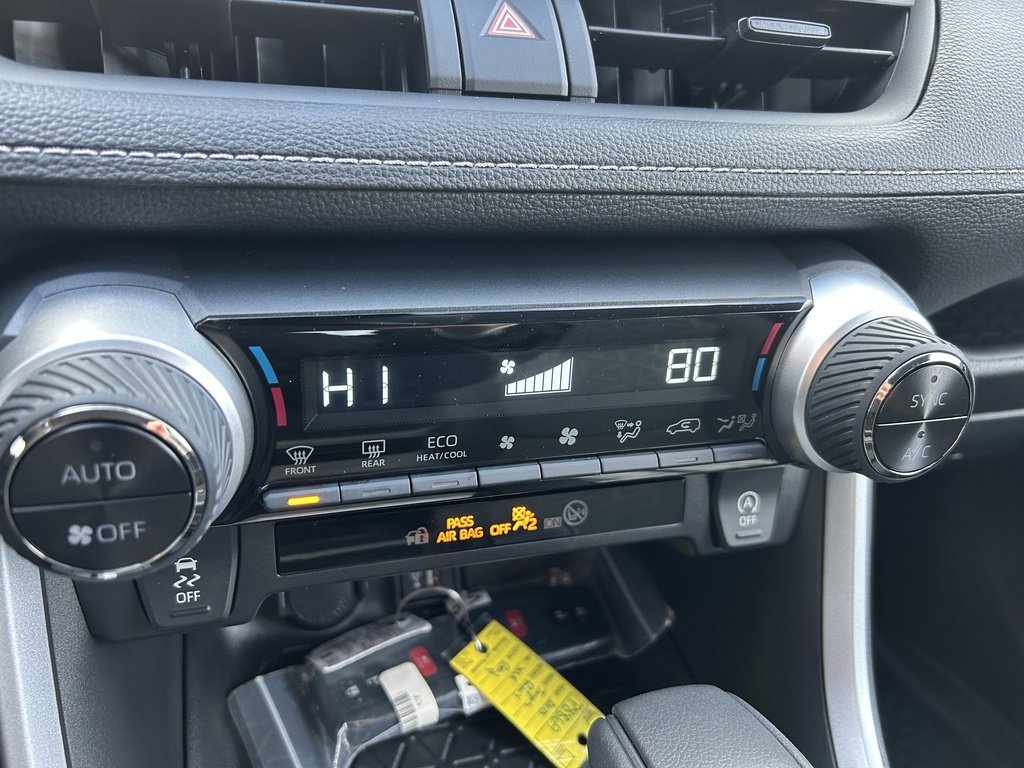 Used 2025 Toyota RAV4 XLE image 16