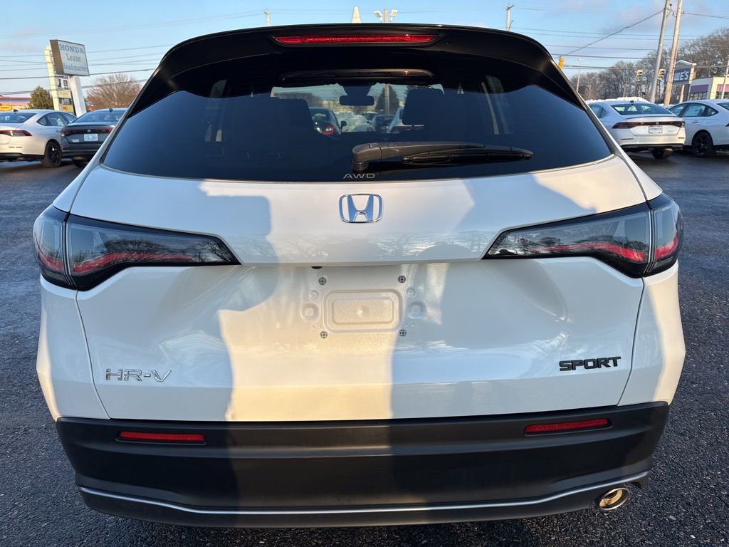 Used 2024 Honda HR-V Sport image 4