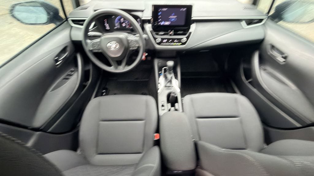 Used 2026 Toyota Corolla LE FWD image 11