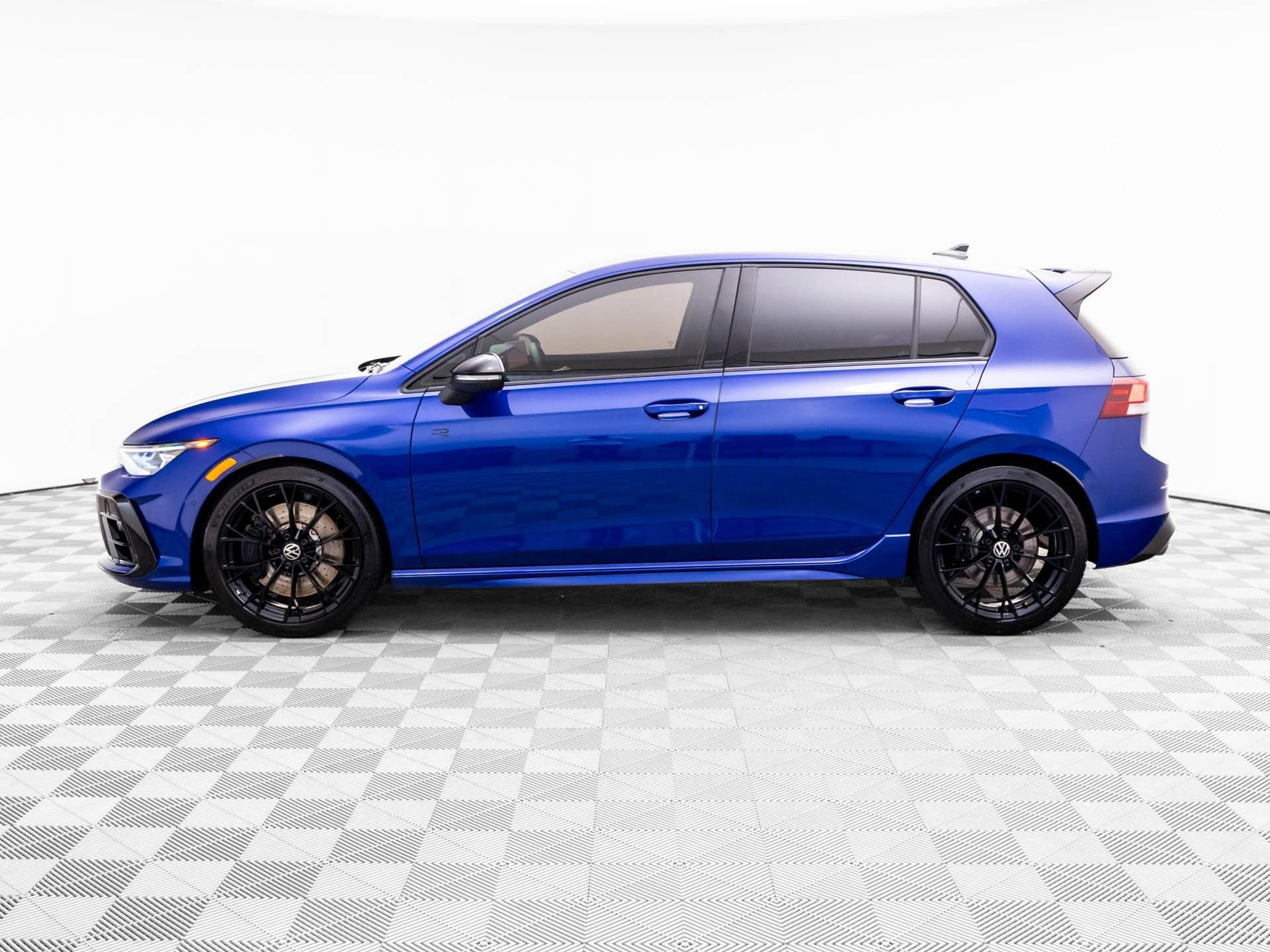 Used 2025 Volkswagen Golf R Black Edition AWD/4WD image 2