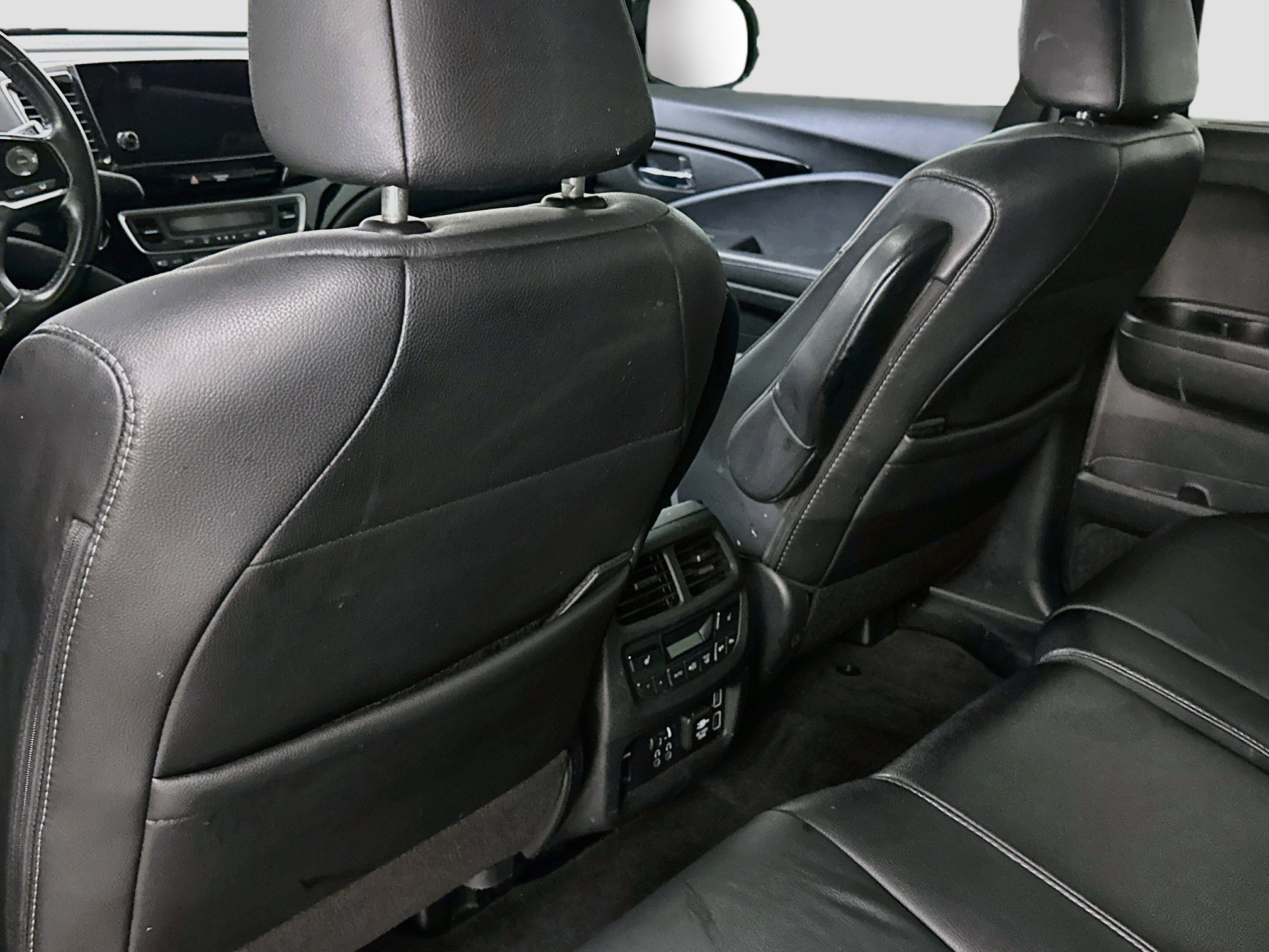 Used 2019 Honda Pilot Touring image 29