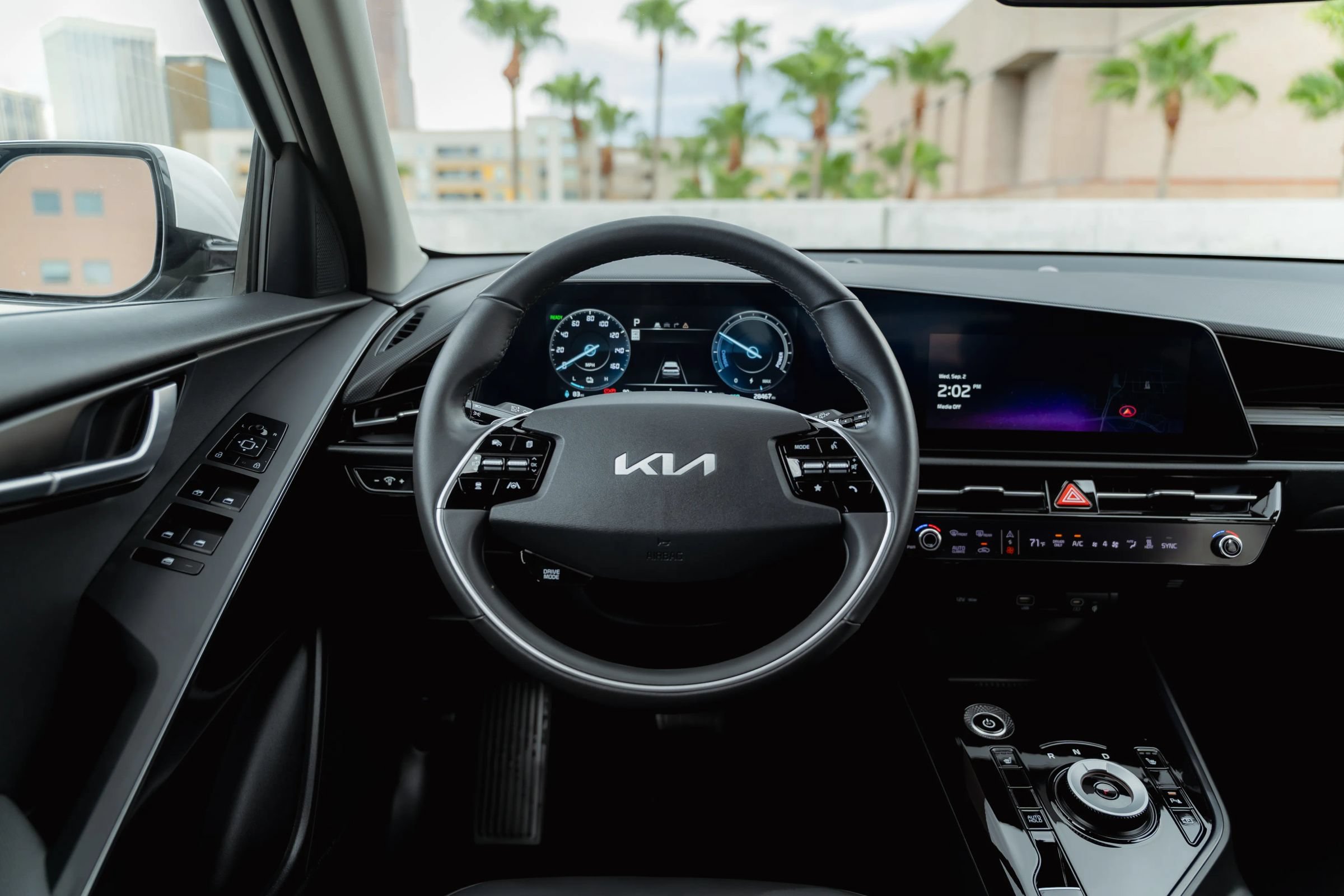 Used 2023 Kia Niro Wind FWD image 31