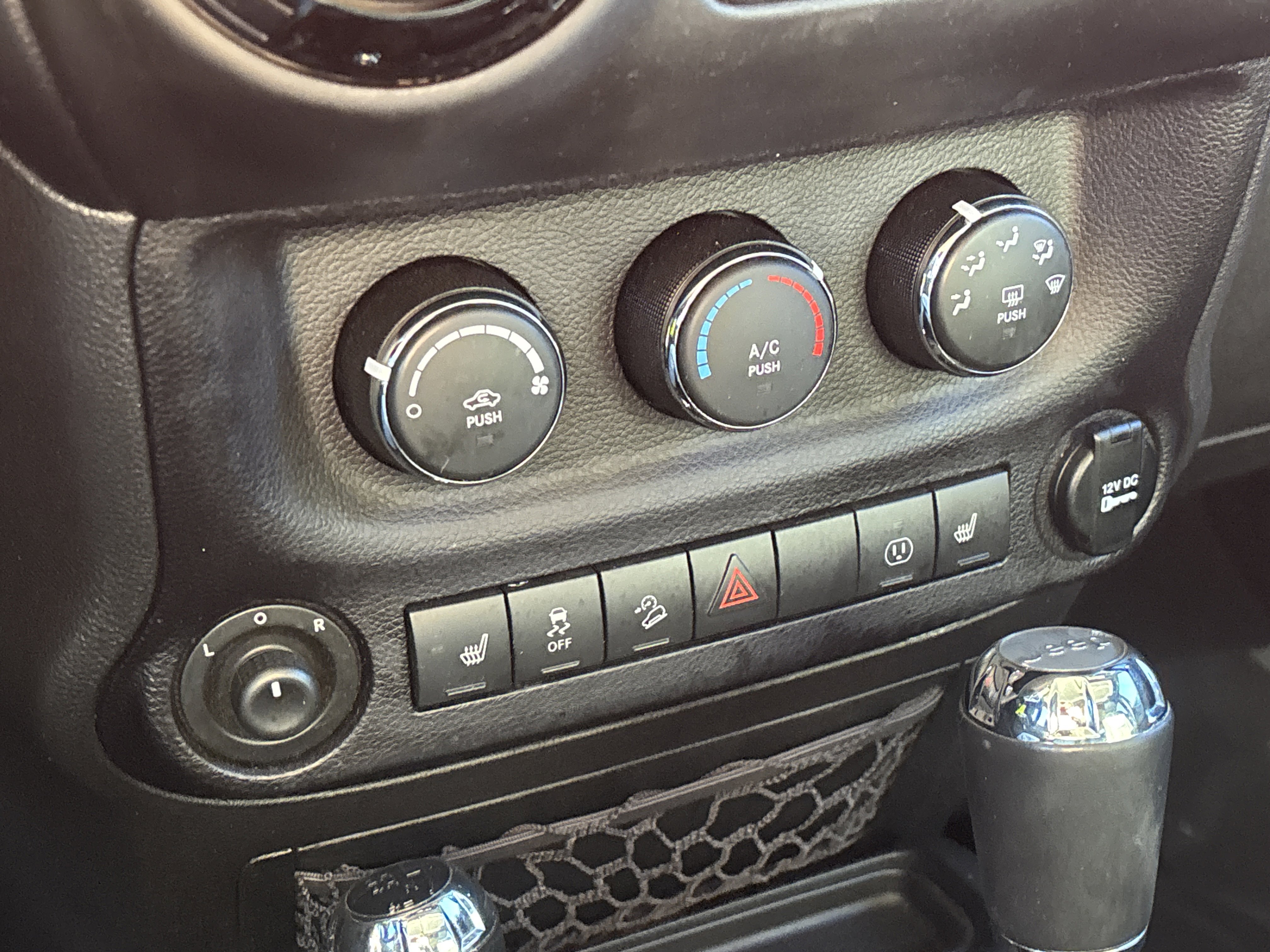 Used 2016 Jeep Wrangler Backcountry image 18