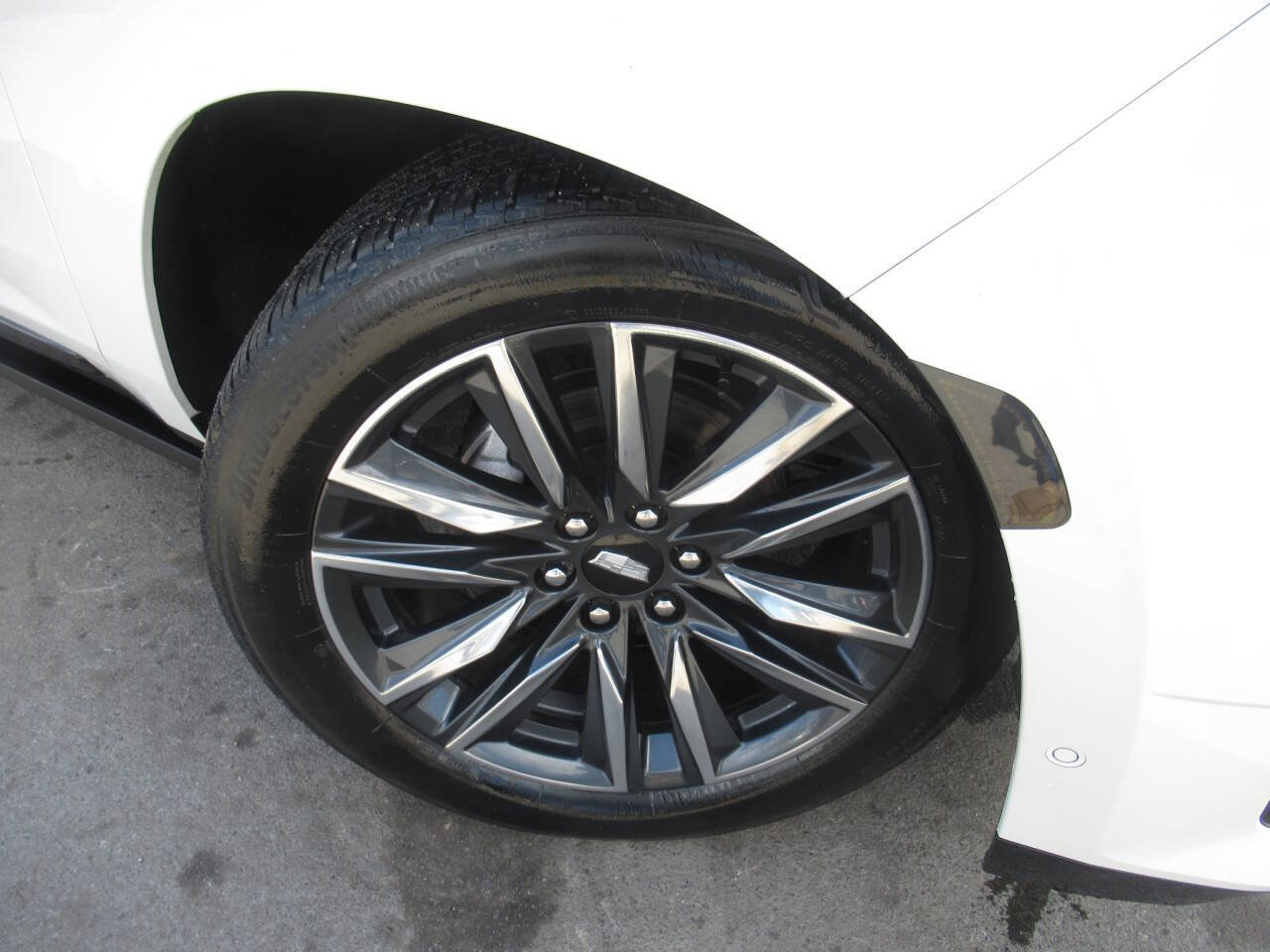 Used 2024 Cadillac Escalade Sport Platinum w/ LPO, Floor Liner Package image 6