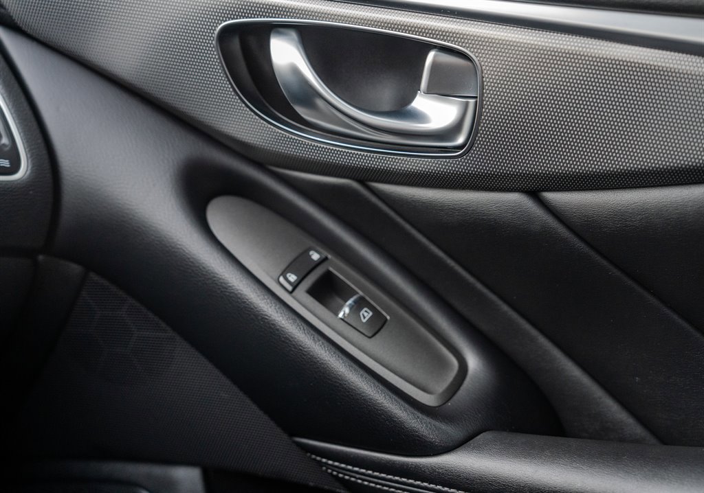 Used 2018 INFINITI Q50 Sport image 23