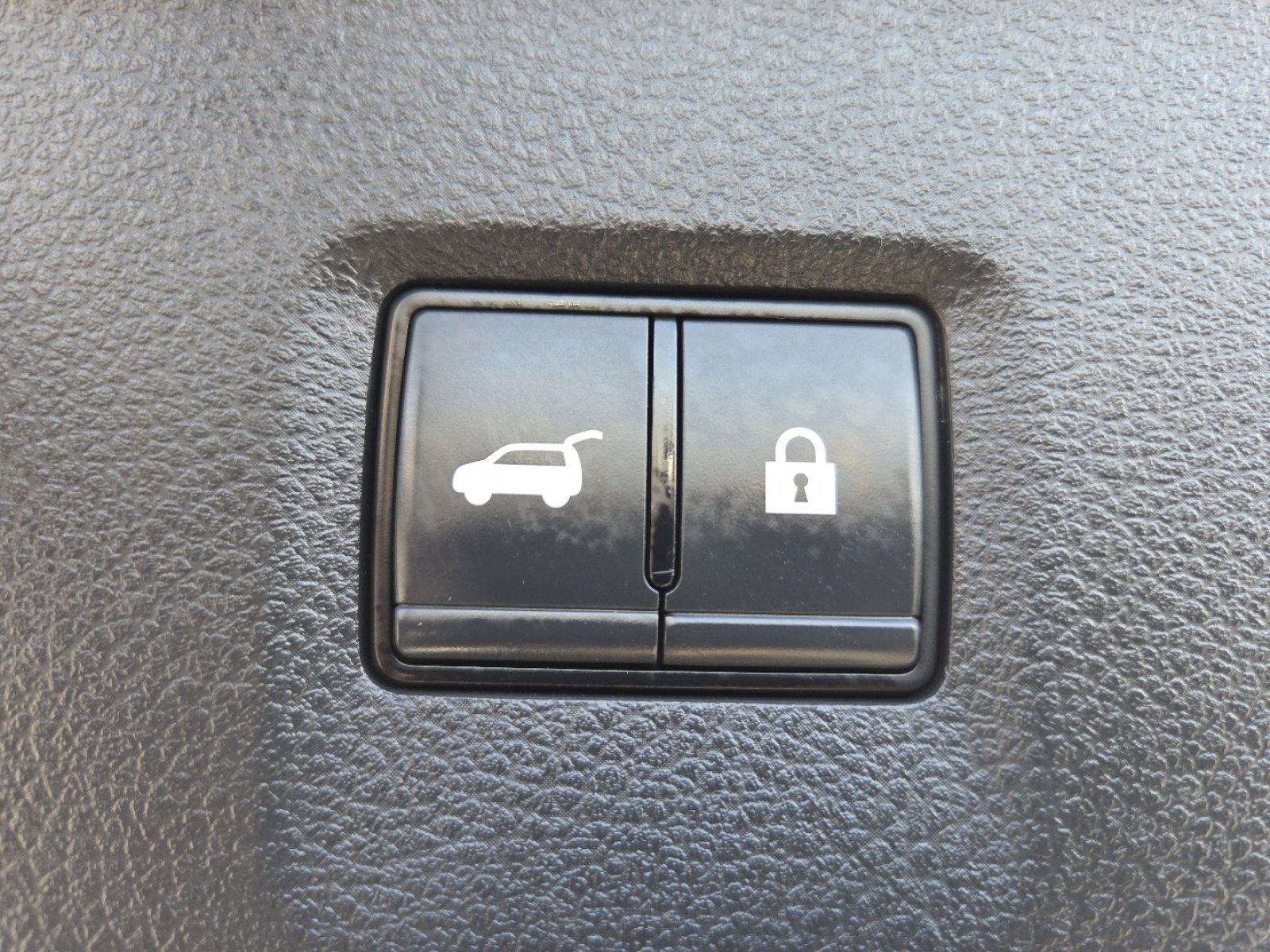 Used 2023 INFINITI QX60 Pure image 20