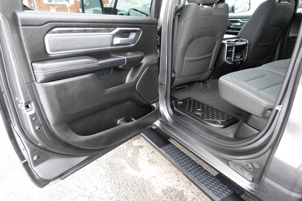 Used 2022 RAM 1500 Big Horn AWD/4WD image 21