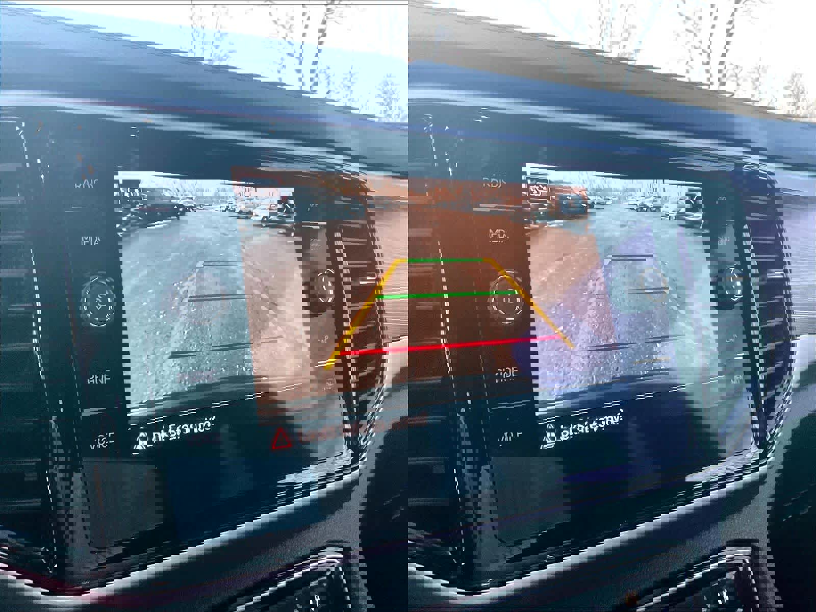 Certified 2022 Volkswagen Atlas Cross Sport SE image 20