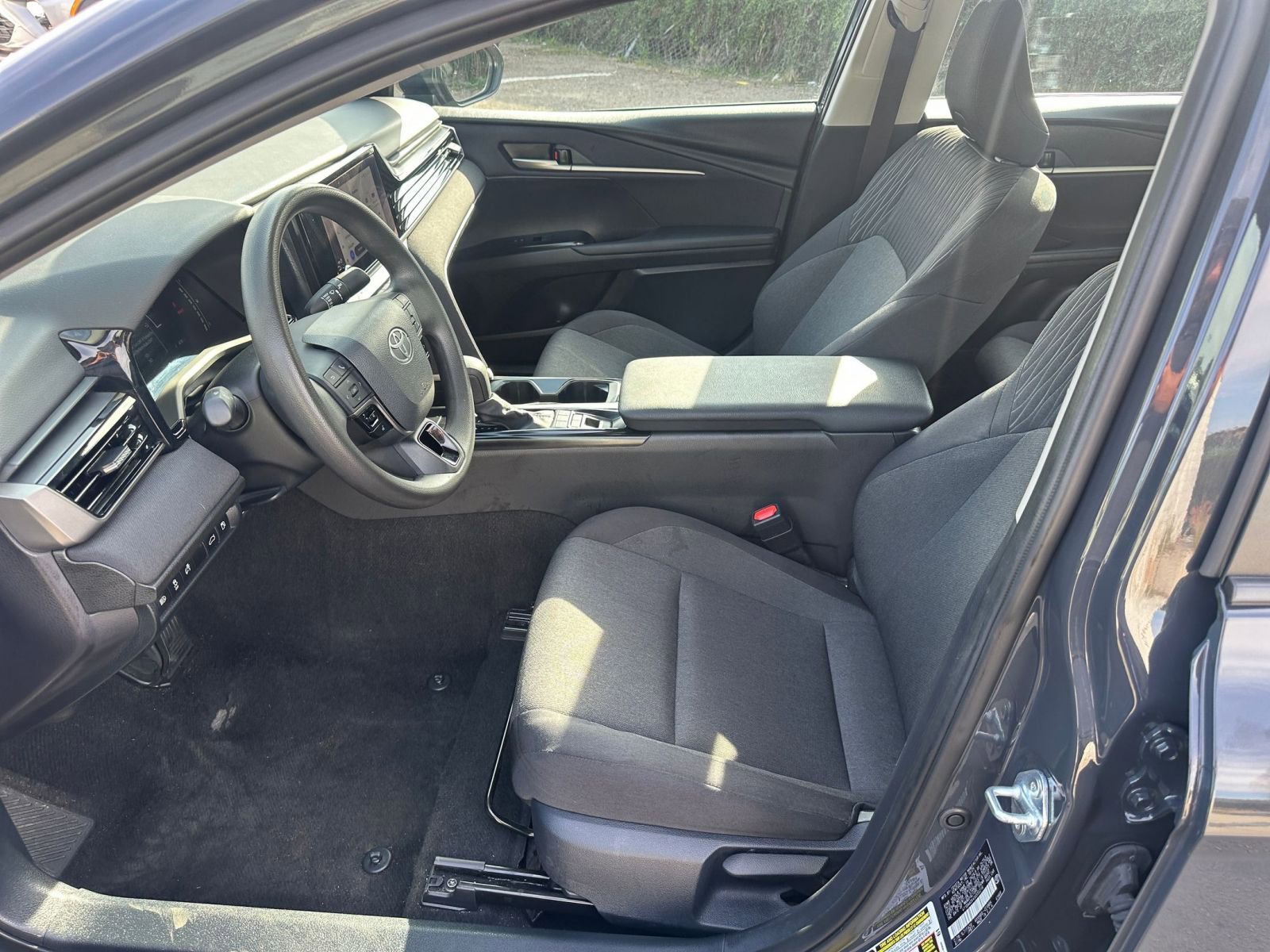 Used 2025 Toyota Camry LE image 25