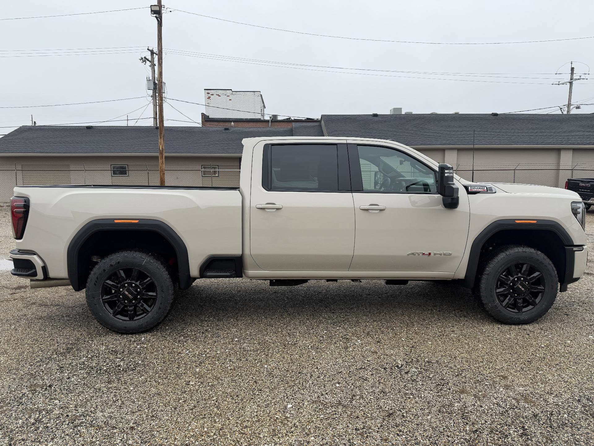 New 2026 GMC Sierra 2500 AT4 w/ AT4 Premium Plus Package image 7