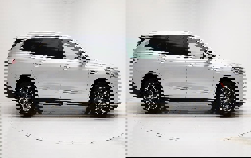 Used 2022 Buick Enclave Essence w/ Experience Buick Package image 3