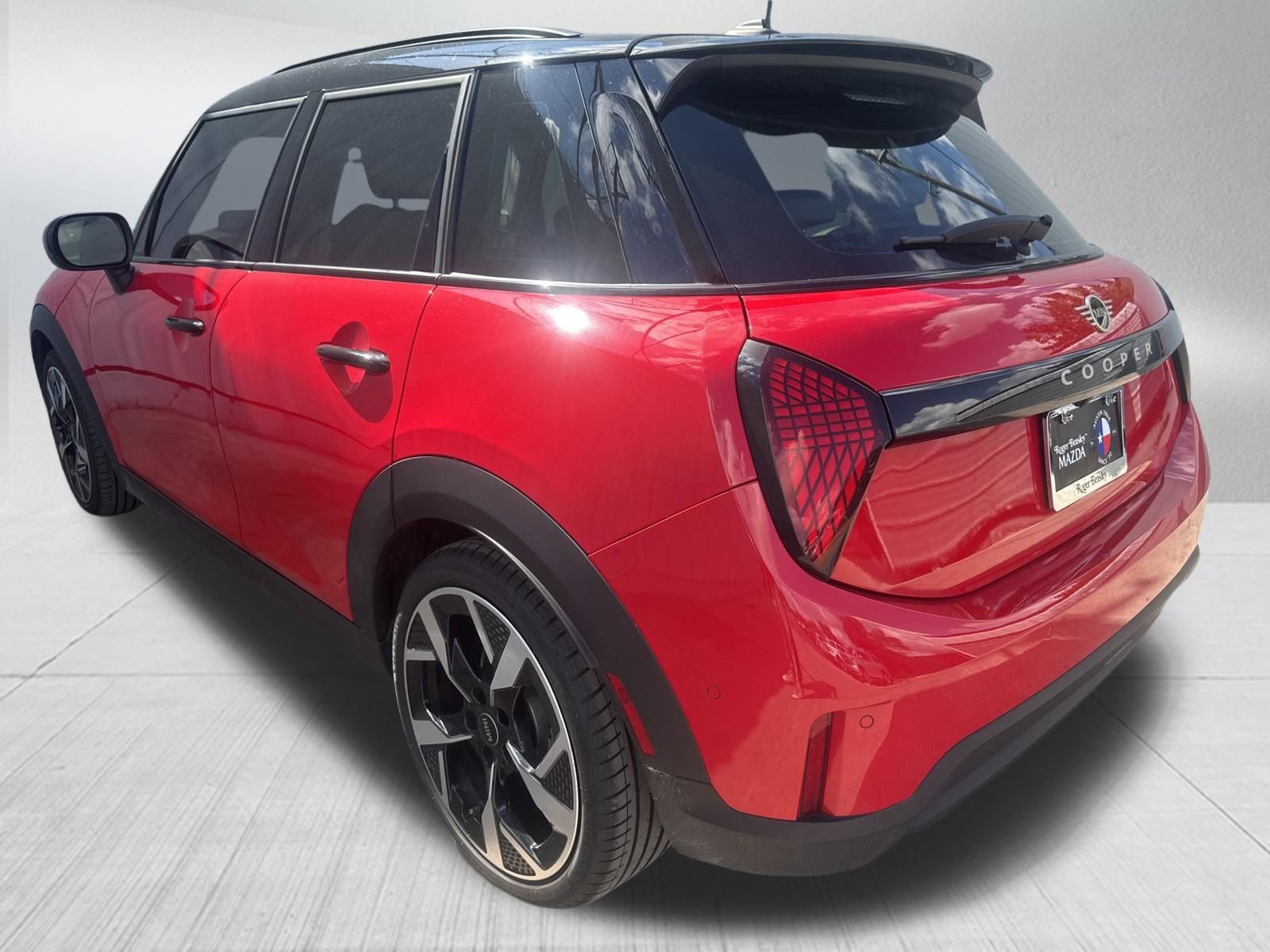 Used 2025 MINI Cooper S FWD image 8
