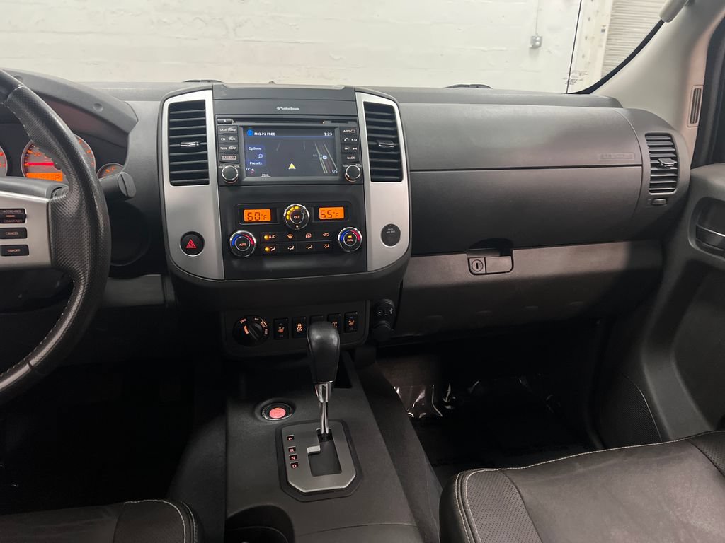 Used 2020 Nissan Frontier 4x4 Crew Cab image 19