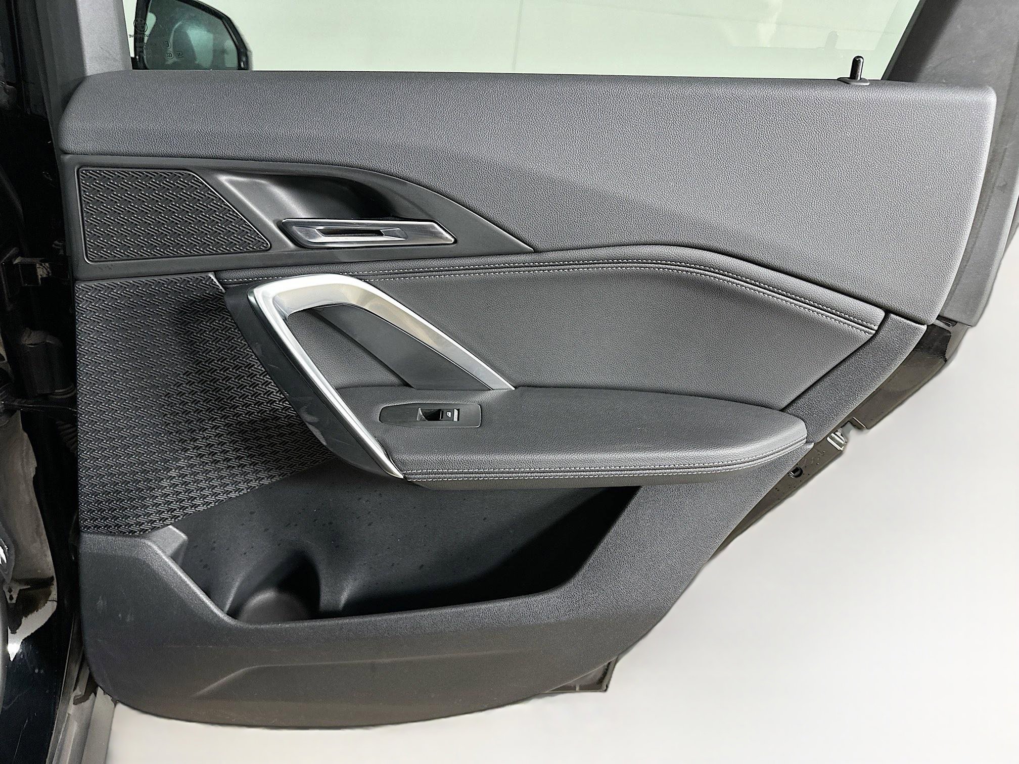 Used 2023 BMW X1 xDrive28i image 31