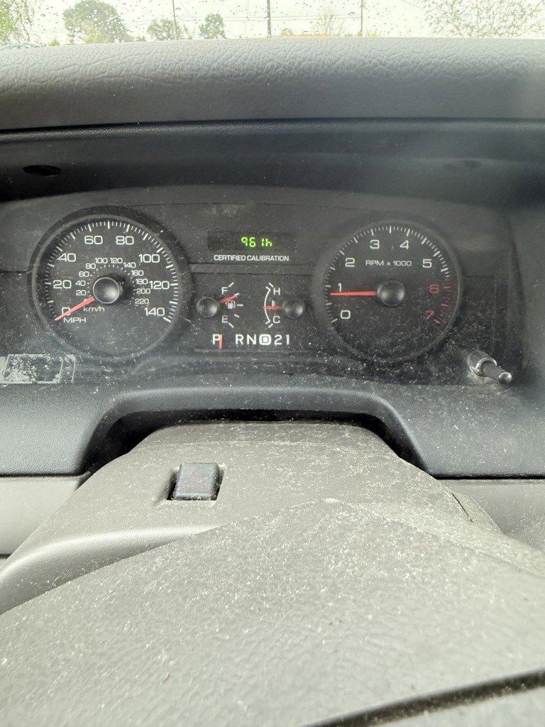 Used 2006 Ford Crown Victoria Police Interceptor image 15