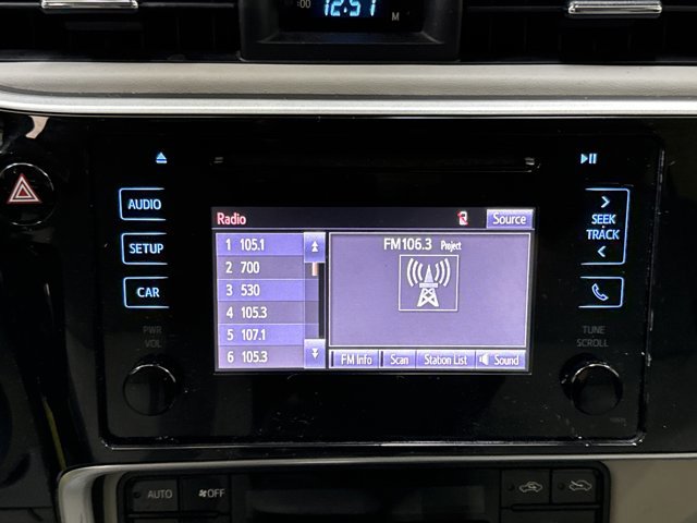 Used 2019 Toyota Corolla LE image 20