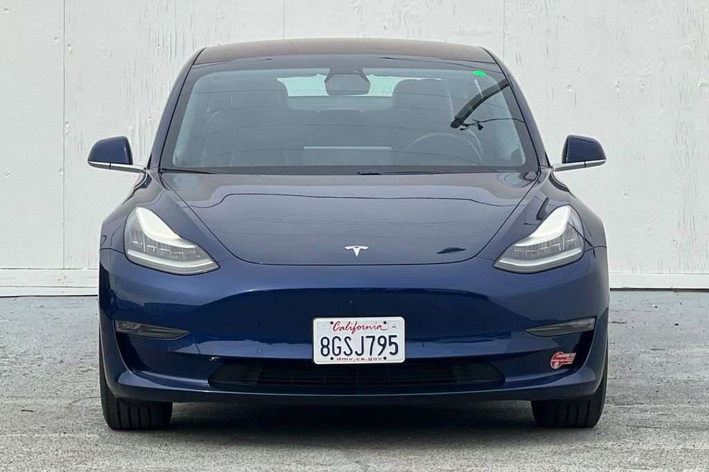 Used 2018 Tesla Model 3 Long Range RWD image 8