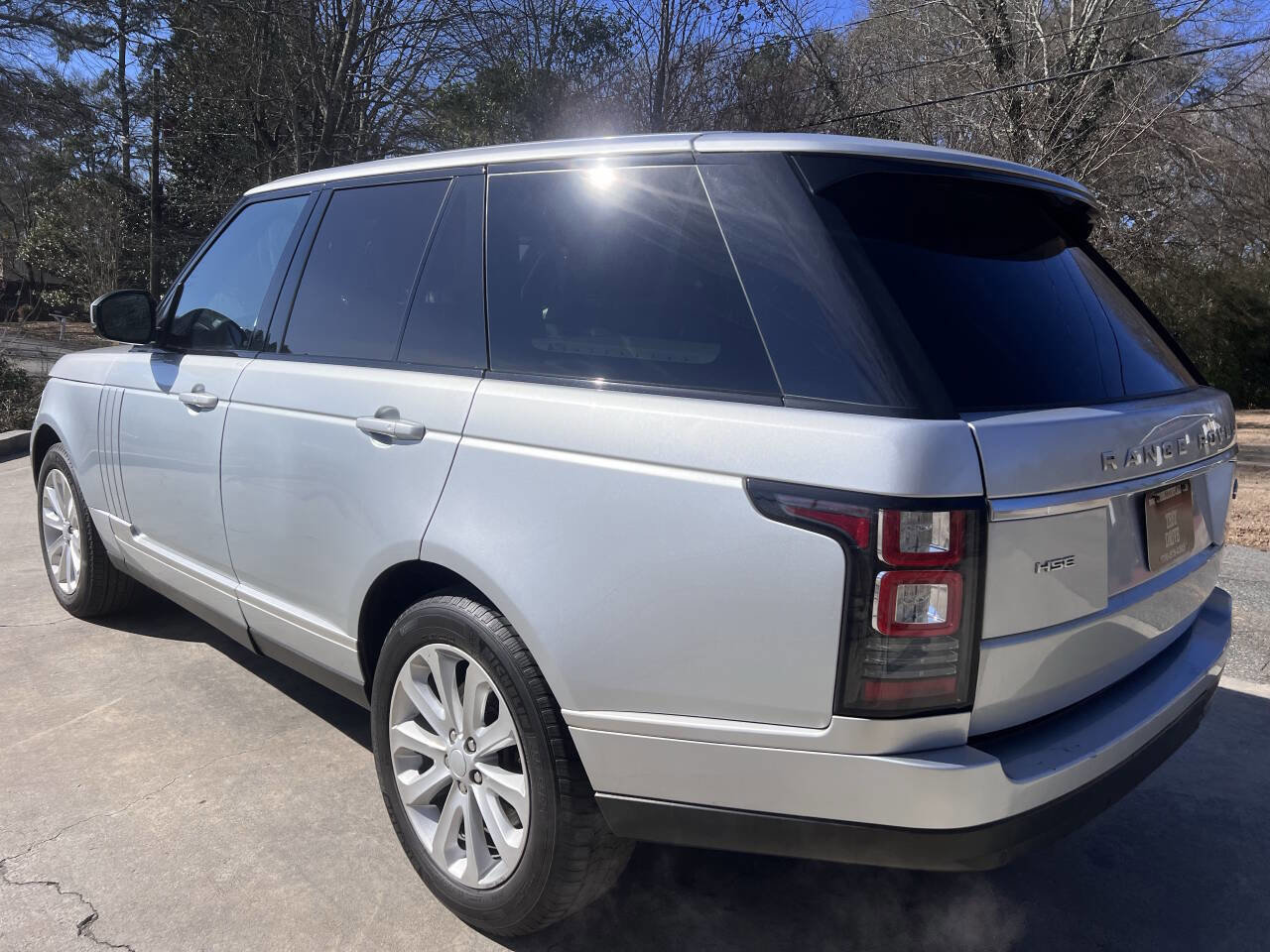 Used 2015 Land Rover Range Rover HSE image 6