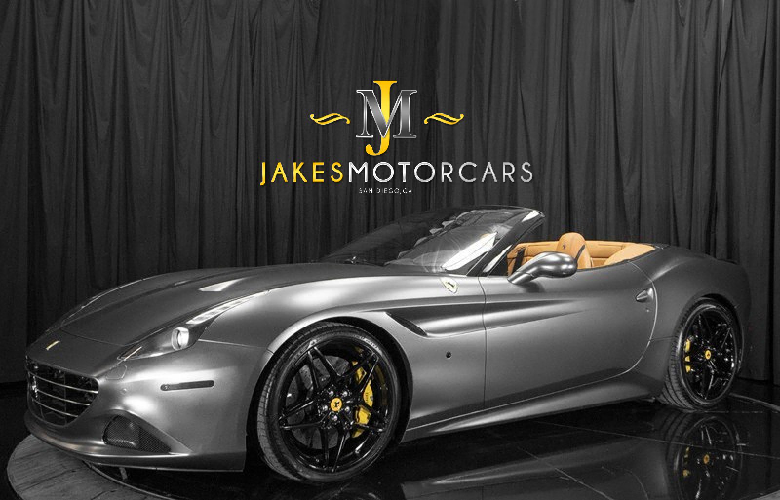 Used 2016 Ferrari California T RWD image 1