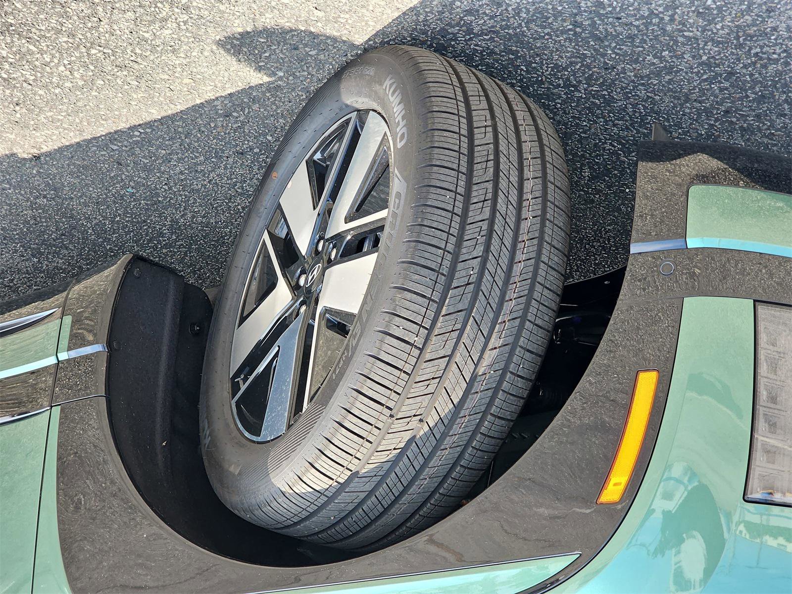 New 2026 Hyundai Ioniq 9 SEL image 36