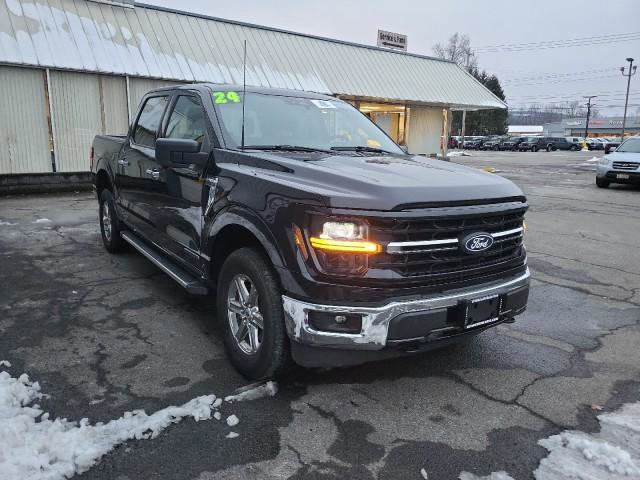 Used 2024 Ford F150 XLT w/ Mobile Office Package image 5