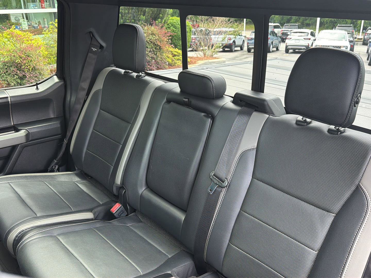 Used 2018 Ford F150 Raptor w/ Equipment Group 802A Luxury AWD/4WD image 36
