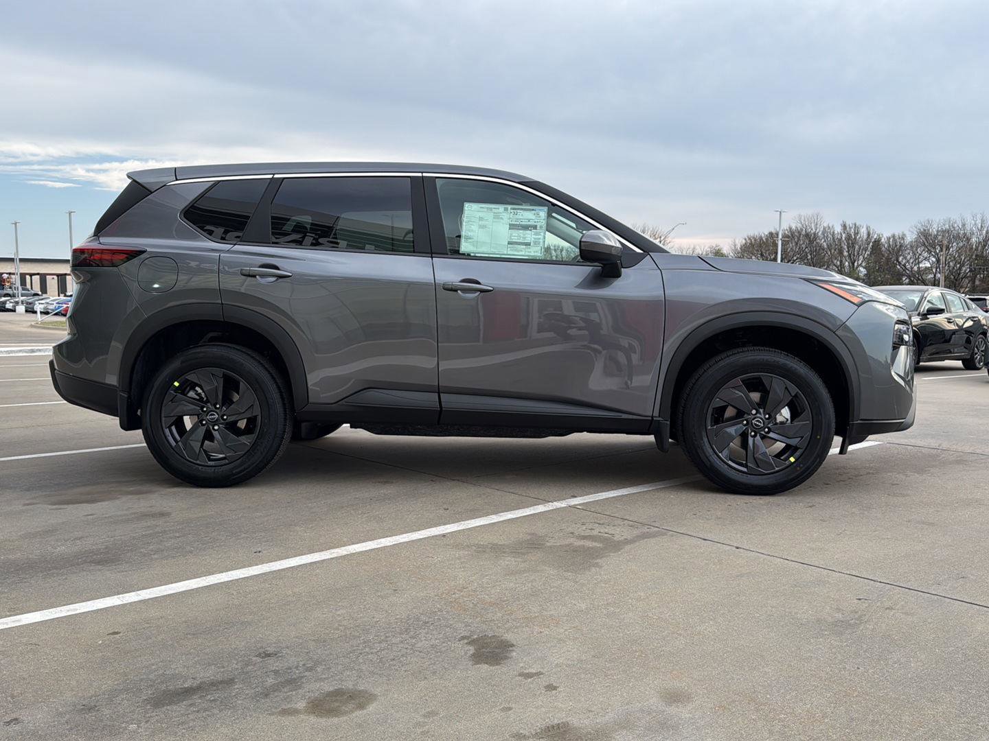 New 2026 Nissan Rogue SV w/ Cold Weather Package FWD image 5