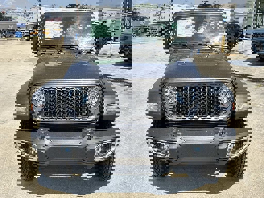 New 2026 Jeep Gladiator Sport image 2