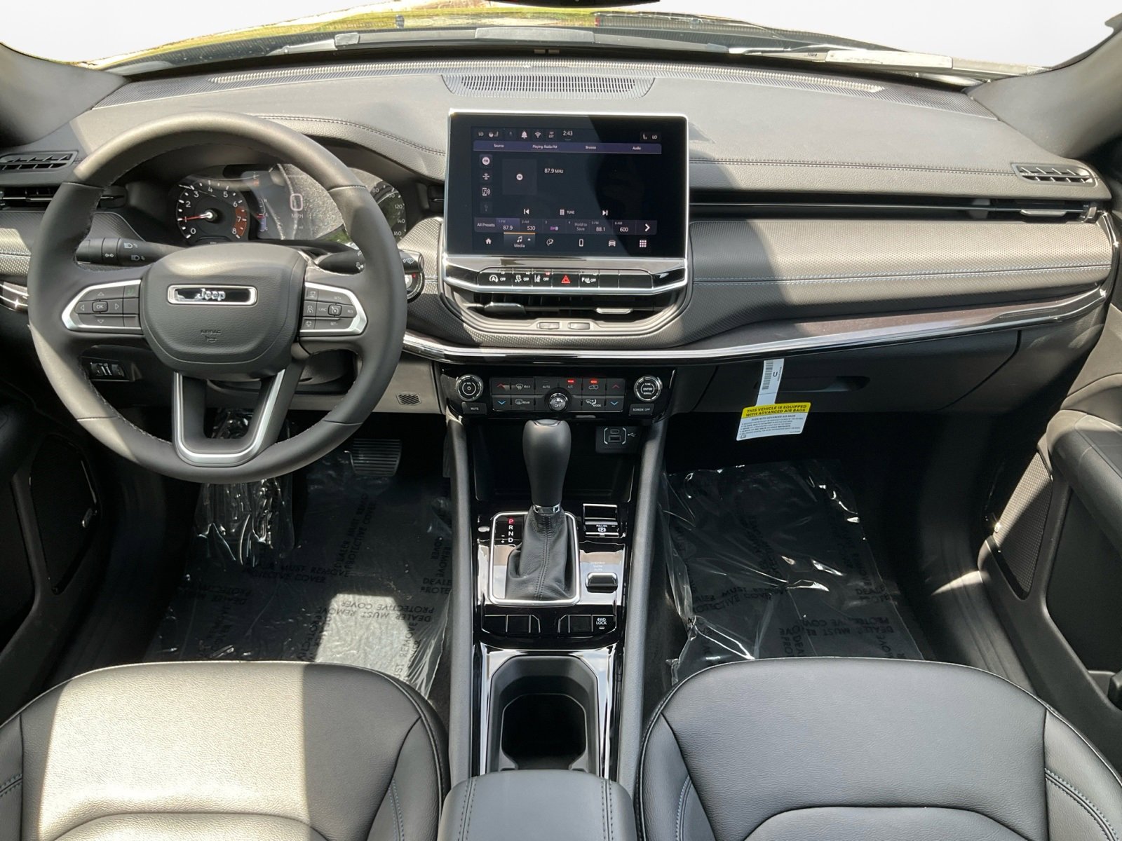 New 2025 Jeep Compass Limited w/ Sun & Sound Group image 10