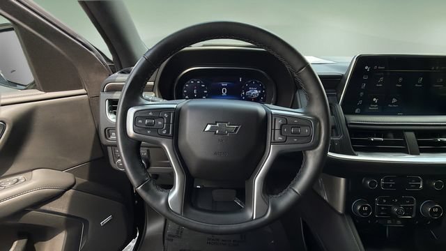 Used 2024 Chevrolet Tahoe Z71 w/ Luxury Package AWD/4WD image 12