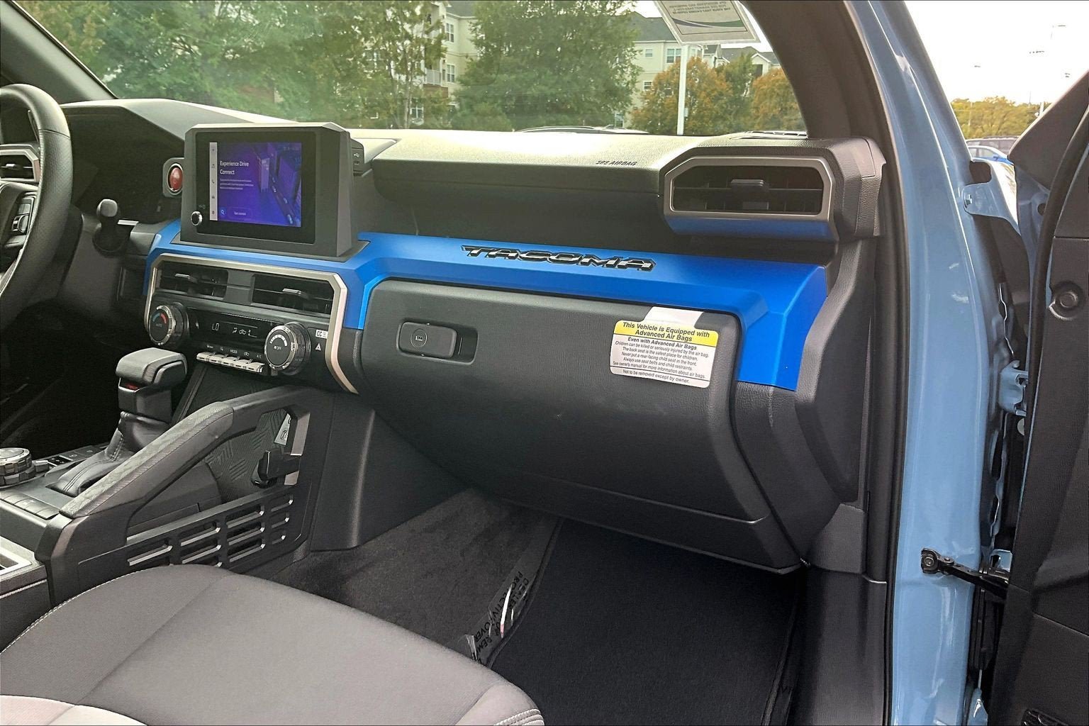 Used 2026 Toyota Tacoma TRD Off-Road AWD/4WD image 15