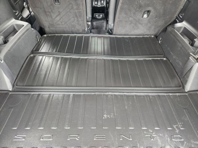 Used 2023 Kia Sorento SX AWD/4WD image 33