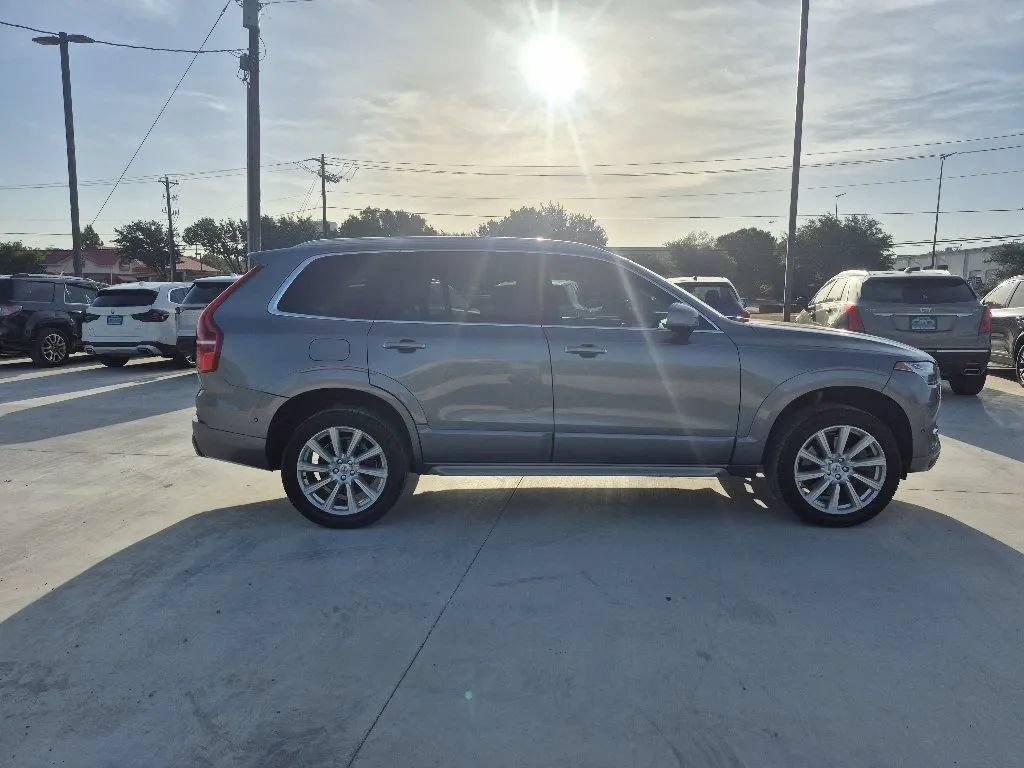 Used 2016 Volvo XC90 T8 Inscription w/ Vision Package AWD/4WD image 5
