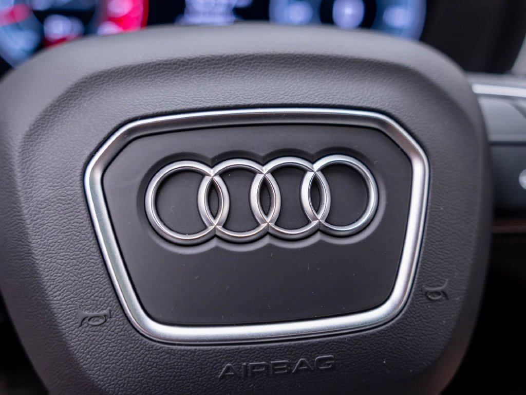 Used 2024 Audi SQ5 Prestige w/ Prestige Package AWD/4WD image 36