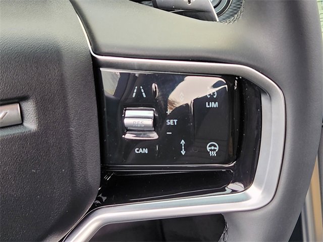 Used 2024 Land Rover Discovery Sport Dynamic SE image 28