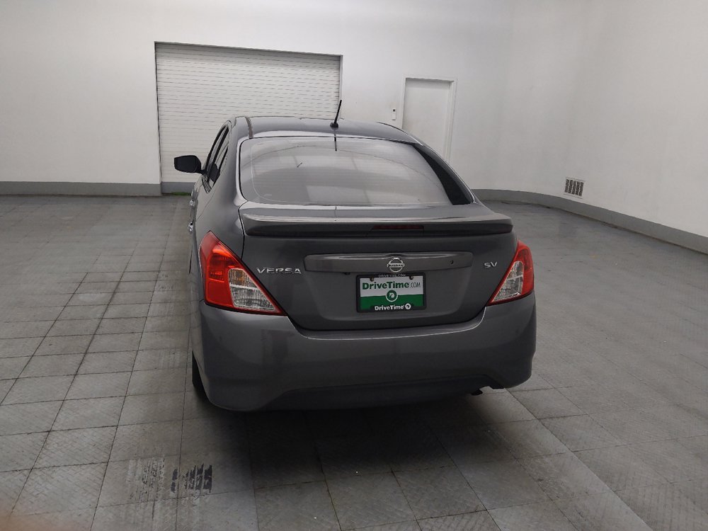 Used 2018 Nissan Versa SV FWD image 6