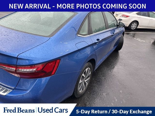 Used 2023 Volkswagen Jetta S image 3