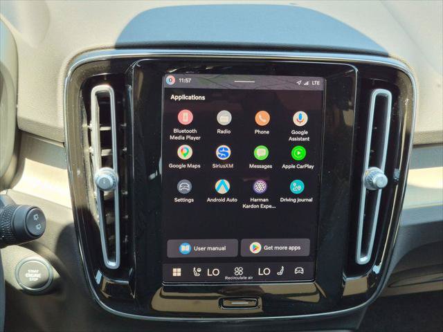 New 2026 Volvo XC40 B5 Ultra w/ Climate Package AWD/4WD image 8