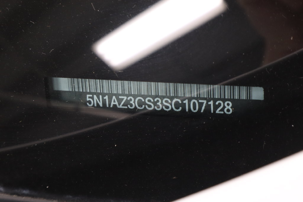 Used 2025 Nissan Murano SL AWD/4WD image 38